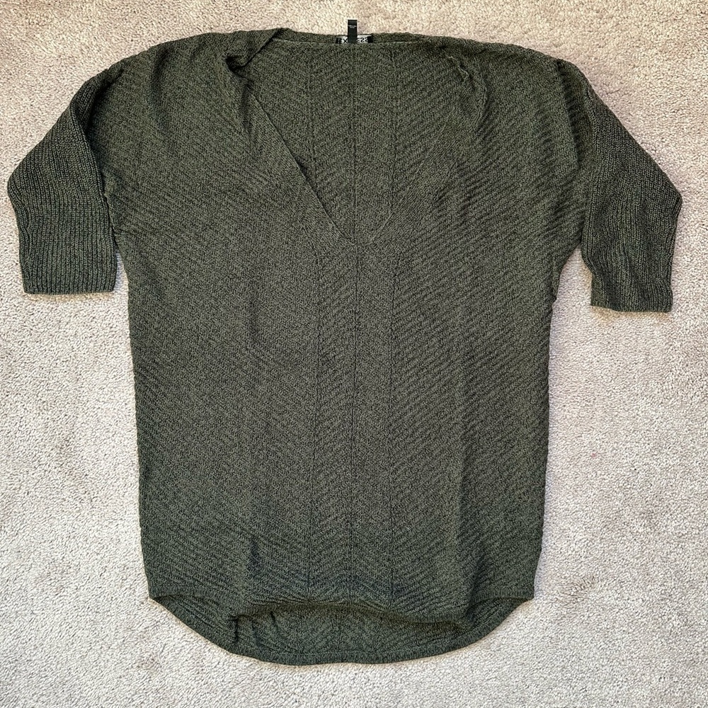 Express Green V-Neck Sweater 3/4 Sleeves